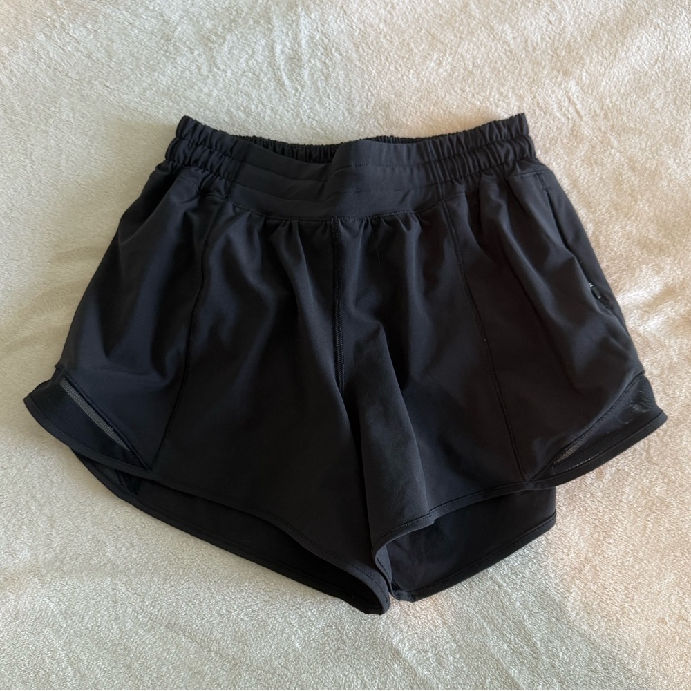 Black Lululemon Hotty Hot shorts